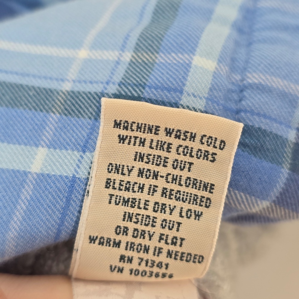 LL Bean Women's Fleece-Lined Snap-Front Plaid Flannel Shirt - XS - Picture 6 of 6